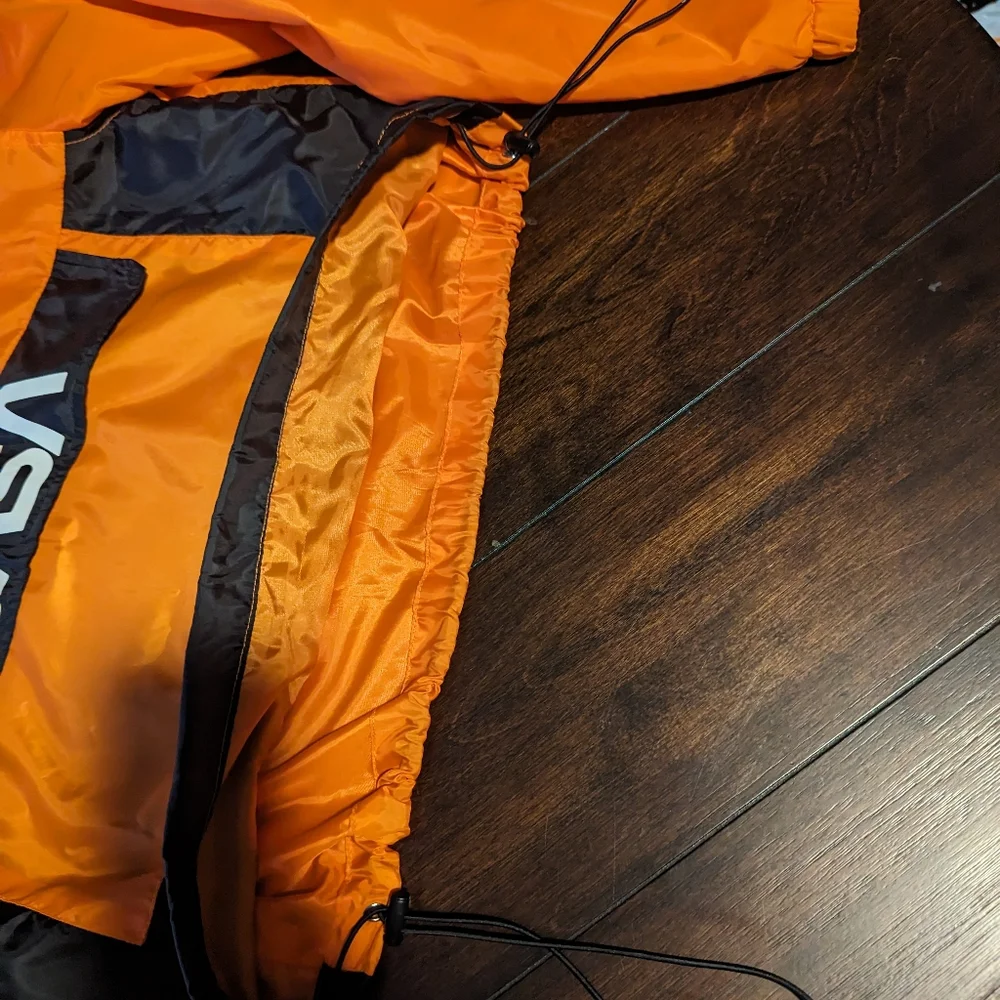 NASA orange and black windbreaker - Picture 4 of 7